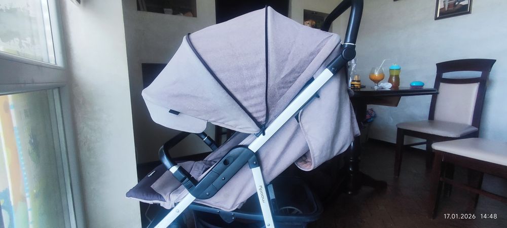 Візочок дитячий міцний