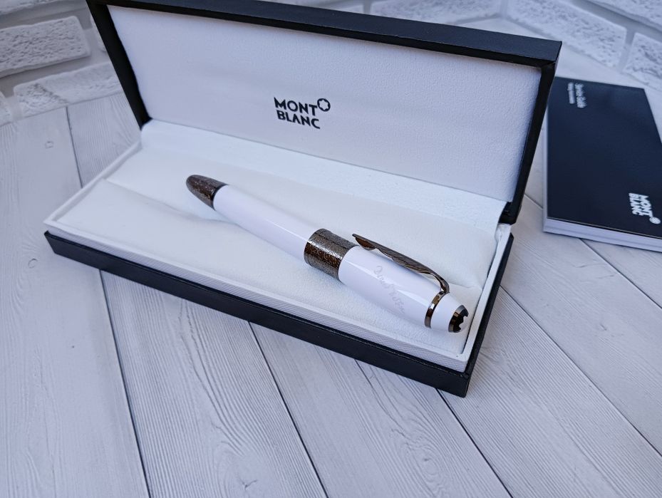 Кулькова ручка Montblanc Daniel Defoe шариковая ручка