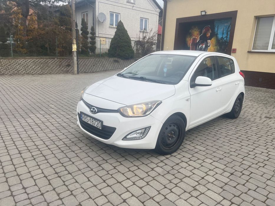 Hyundai i20