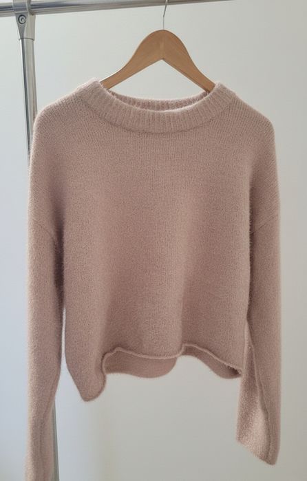 Пухнастий блискучий светр h&m