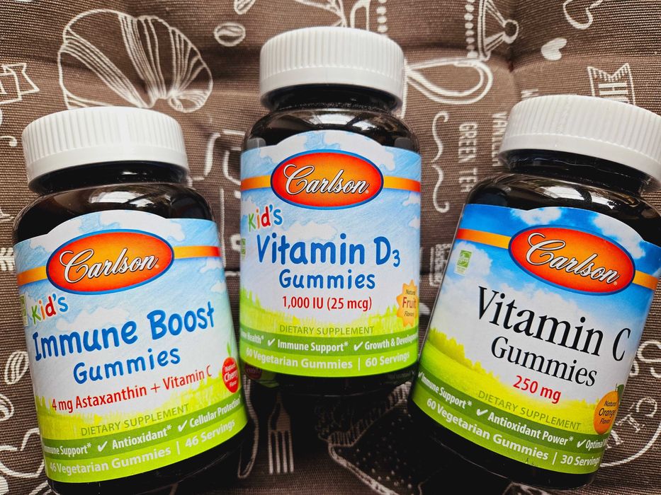 Carlson дитячі вітаміни Д С D3 кальцій омега DHA для дітей Карлсон