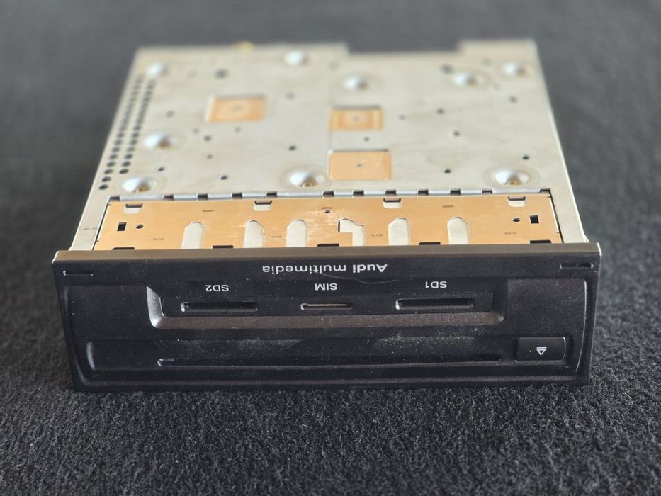 Centralina MMI 3G Multimedia SD1 SD2 SIM  Audi a8 D3 a6 C6  2003- EPC