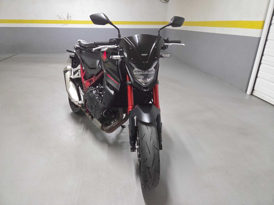 Honda Hornet750,2023,19000km,35kw/cartaA2(deslim),garantia Honda 06/26