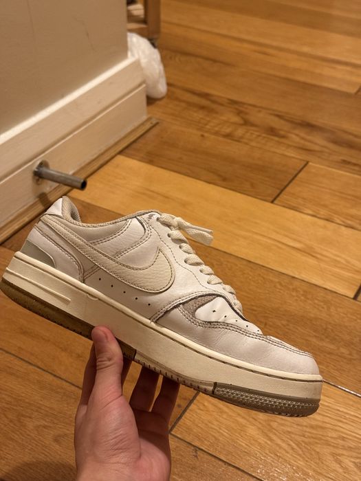 Nike Air Force жіноче взуття кросівки розмір 40