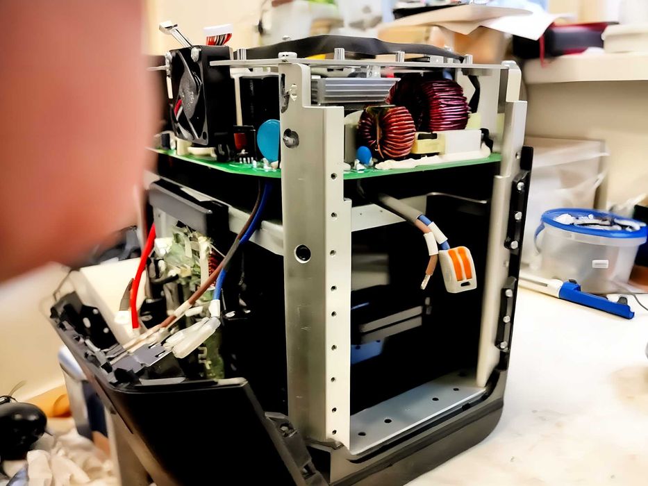 Ремонт телевізорів. Ремонт TV. Телемайстер додому. Ремонт UPS Экофло.