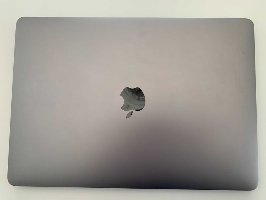 Macbook Pro A2251 - i7 / 16 GB / 500GB stan bdb, używany