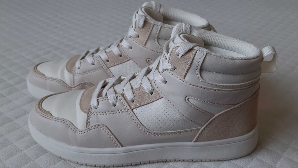 Wysokie sneakersy Primark