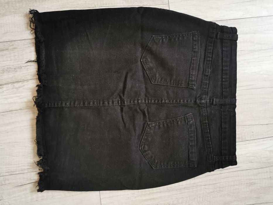 Krótka spódniczka jeansowa jeans zapinana na guziki