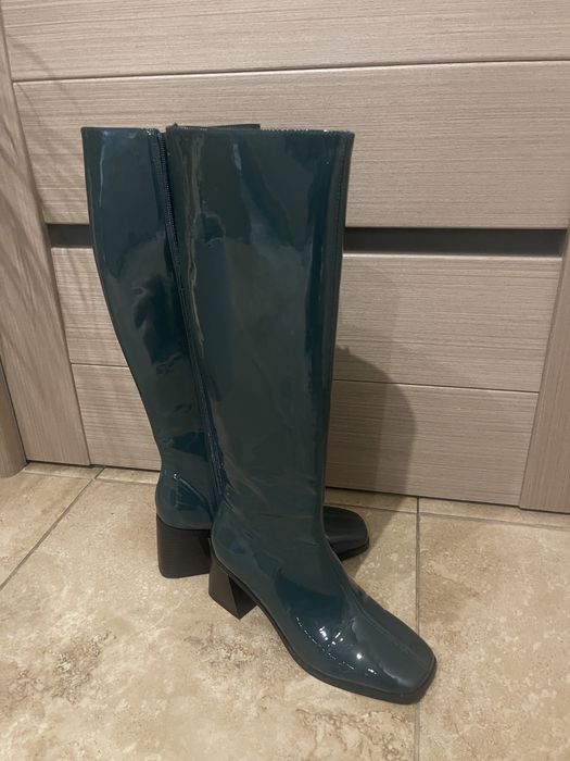 Продам Нові Сапоги Лакові