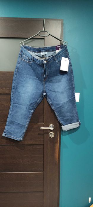 Spodenki krótkie nowe r. 48