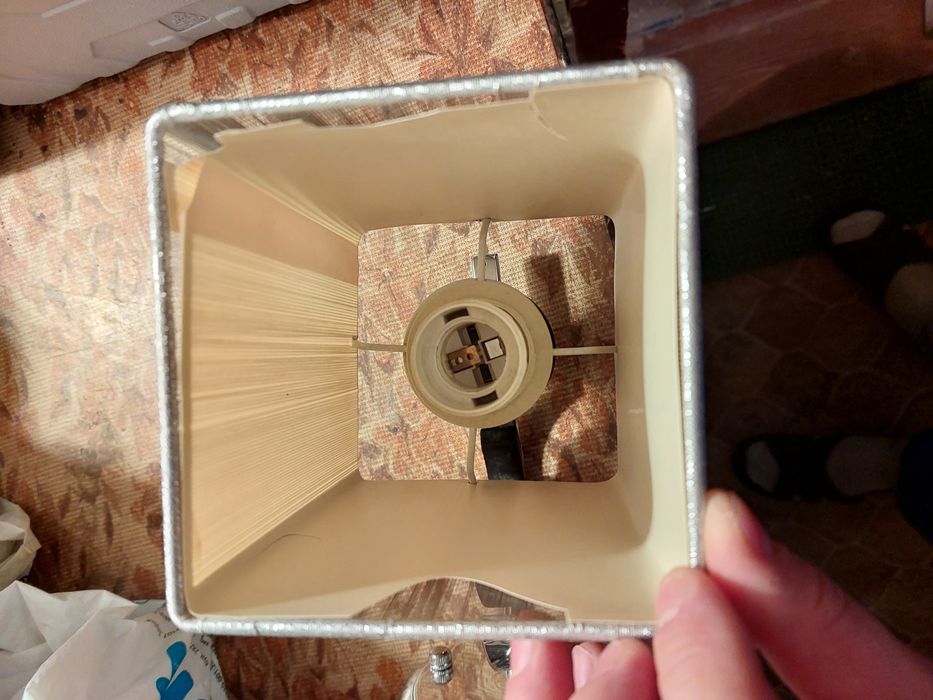 Стильний настінний світильник (бра) E27 в сучасному стилі