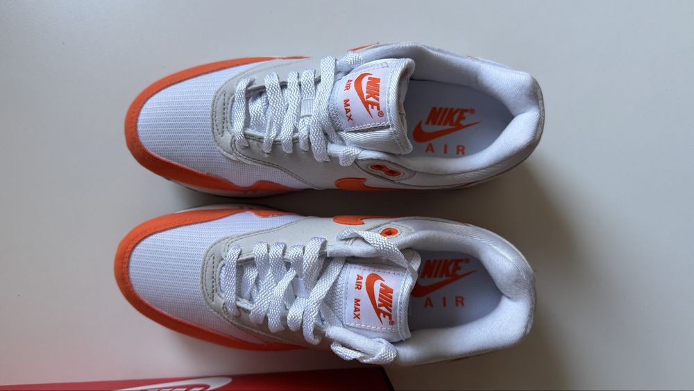Nike Air Max 1 „Safety Orange” rozmiar 39 wkładka 25 cm.