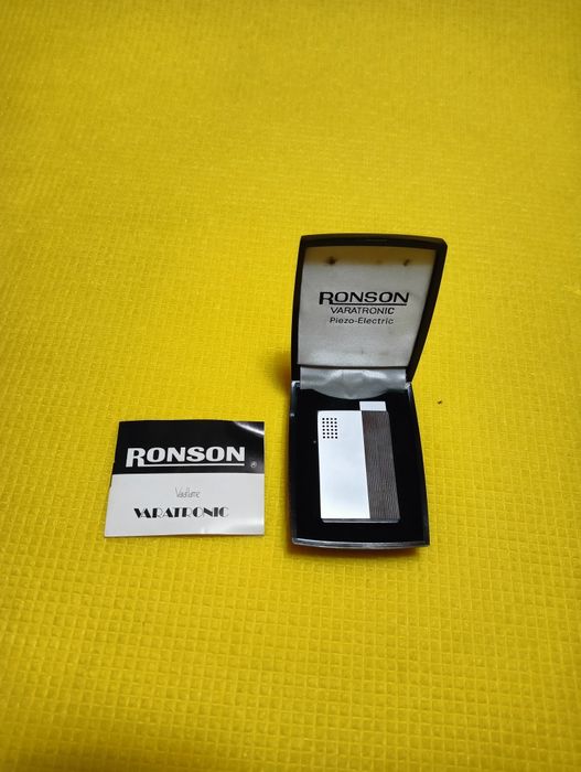 Зажигалка Ronson винтаж.