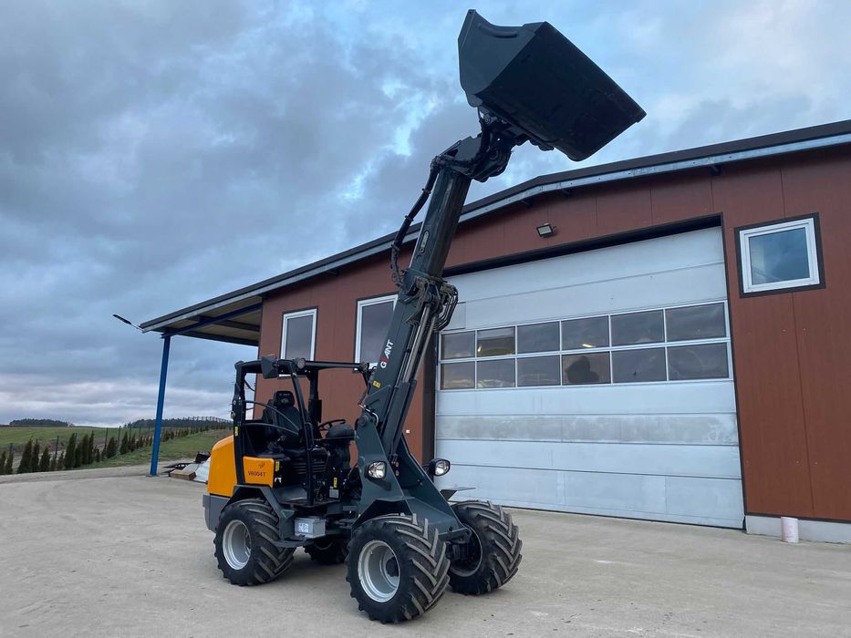 ŁADOWARKA GIANT V6004T Teleskop Łyżka OK wiedemann jcb atlas schaffer