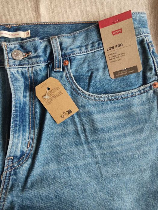 Джинсі жіночі LEVIS LOW PRO  STRAIGHT розмір W 33