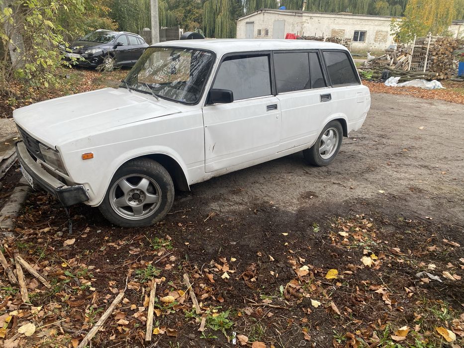 Продом ваз 2104.