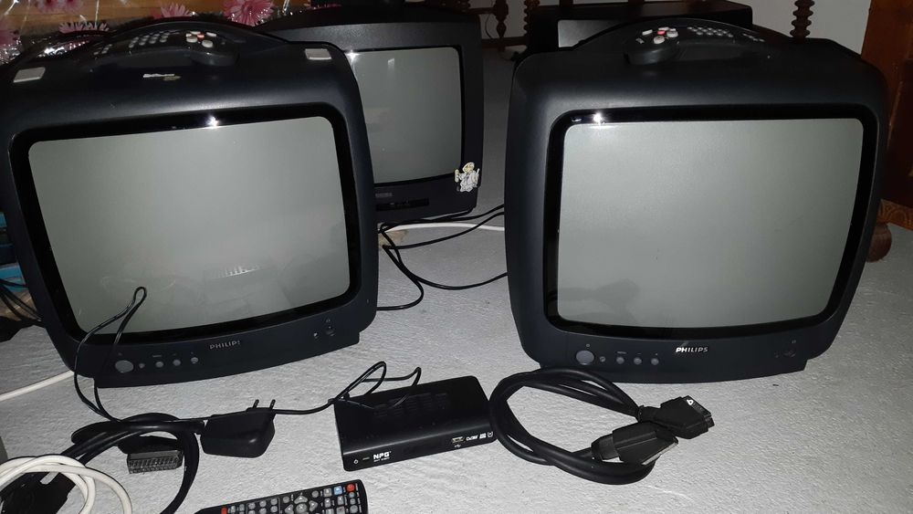 televisão PHILIPS e TDT tenho 4 unidades