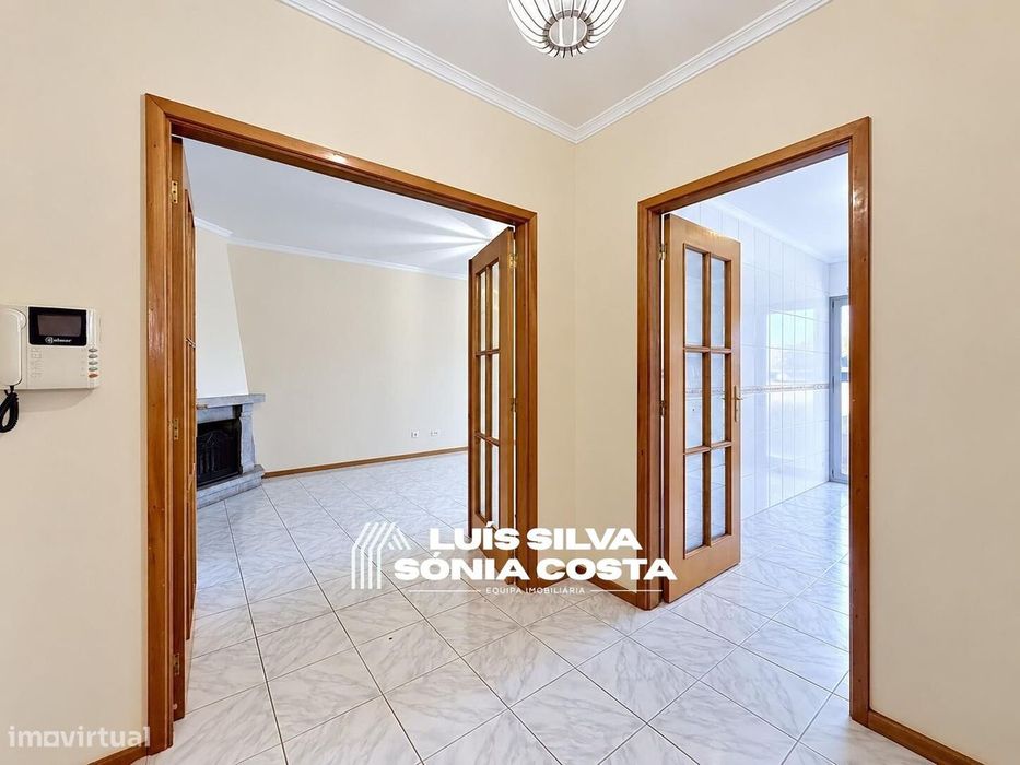 Apartamento T2 c/ Duas Varandas – Mozelos, Santa Maria da Feira