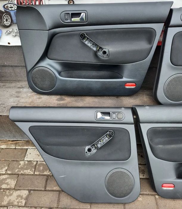 boczki drzwi tył vw bora golf iv kombi