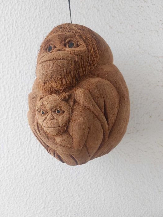 Artesanato - Macaco feito em coco