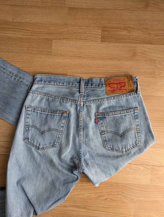 Levis original 501 light stonewash 30x32