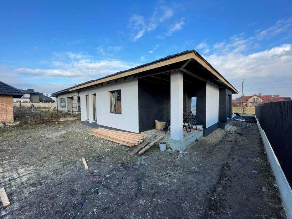 Комфортний будинок Боратин. 106 м². Асфальтований доїзд. Тепла підлога