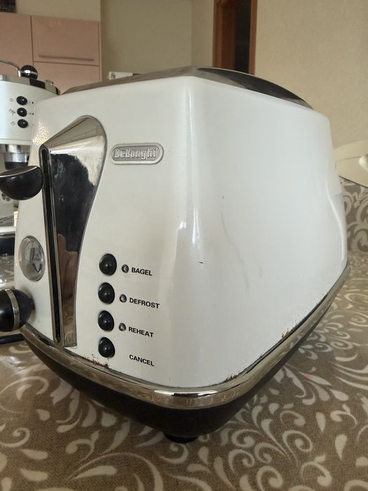 Тостер DeLonghi CTO 2003. W