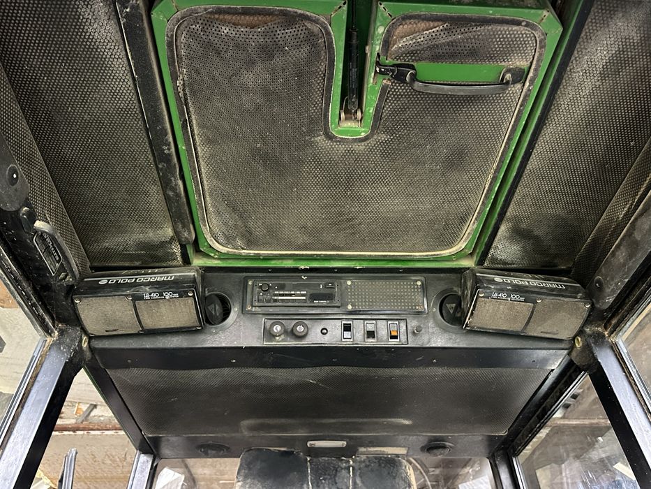 Трактор John Deere 3140