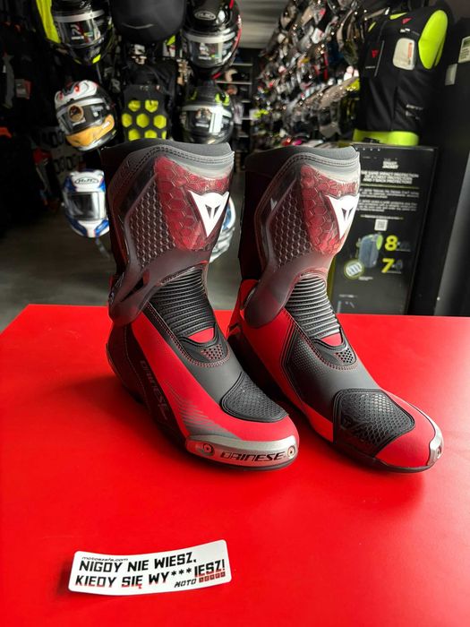 Buty motocyklowe DAINESE TORQUE 4 S BLACK/RED LAVA '38 !!zapytaj o inne rozmiary!!