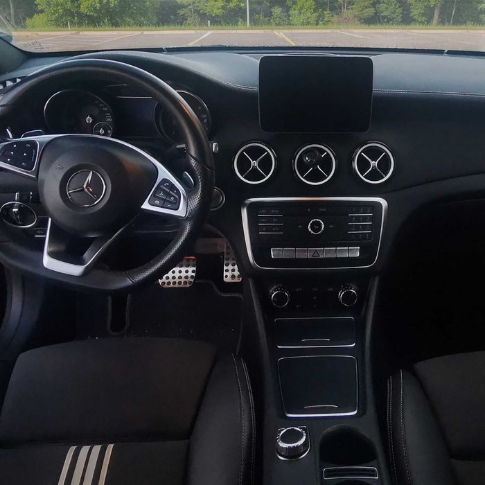 Mercedes-Benz CLA220 Shooting brake AMG