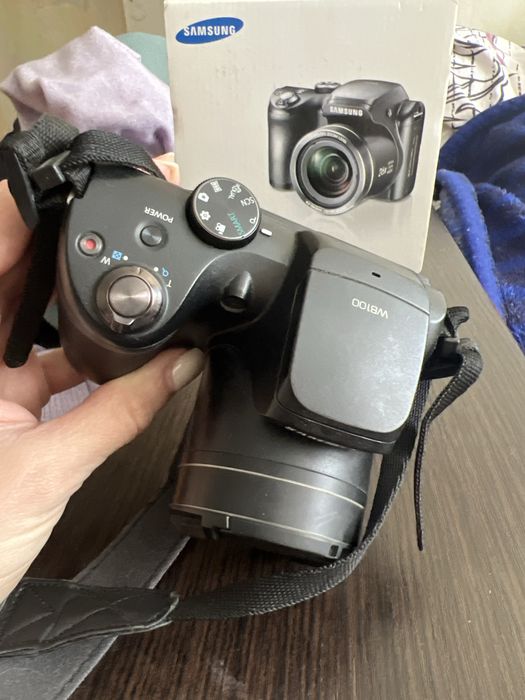 Продам Фотоапарат Samsung WB 100