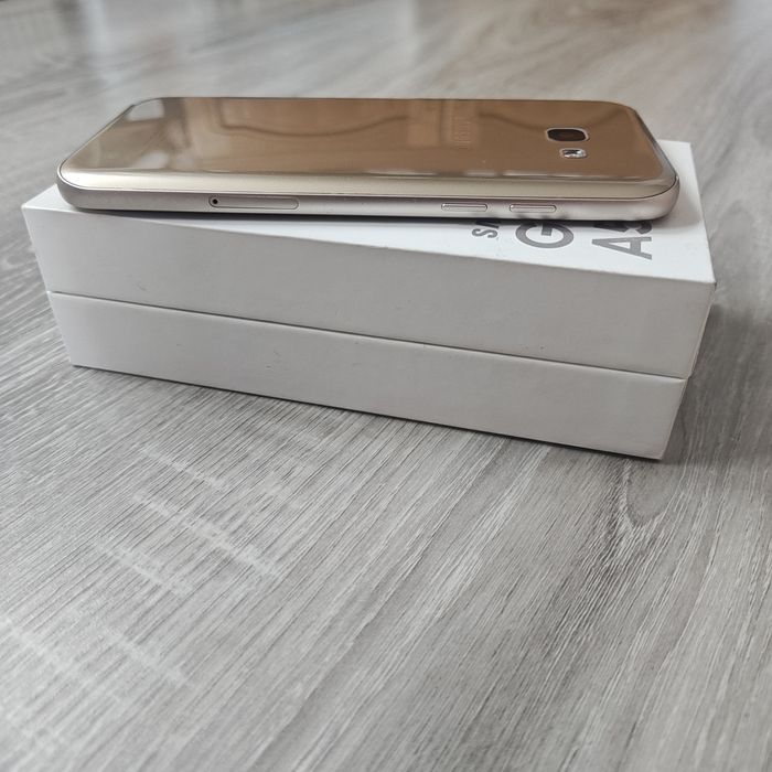 Samsung Galaxy A5 2017 w bardzo dobrym stanie