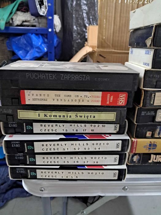 Kasety VHS zestaw