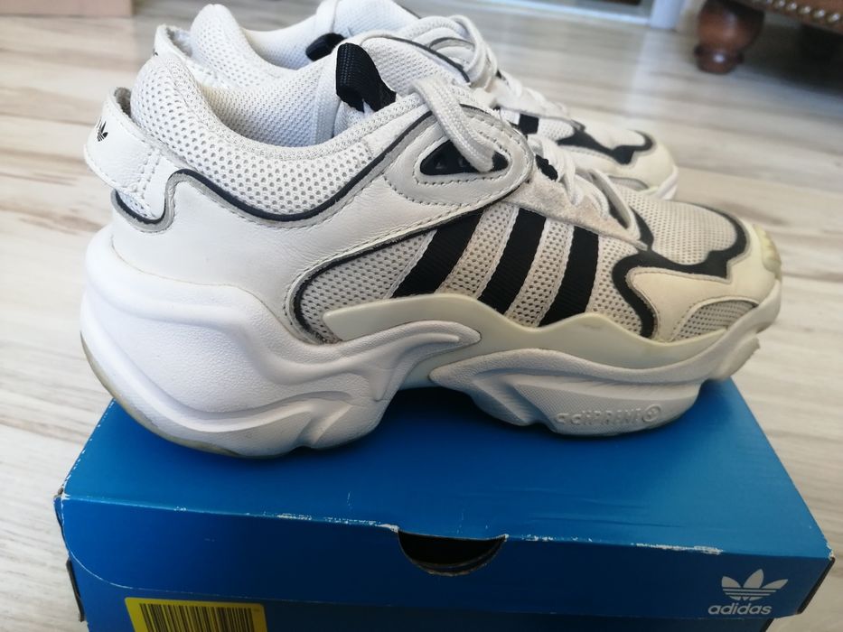 Adidas Magmur Runner