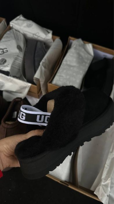Угг агг угі уггі ugg чорні натуральні розмір 40,39,38