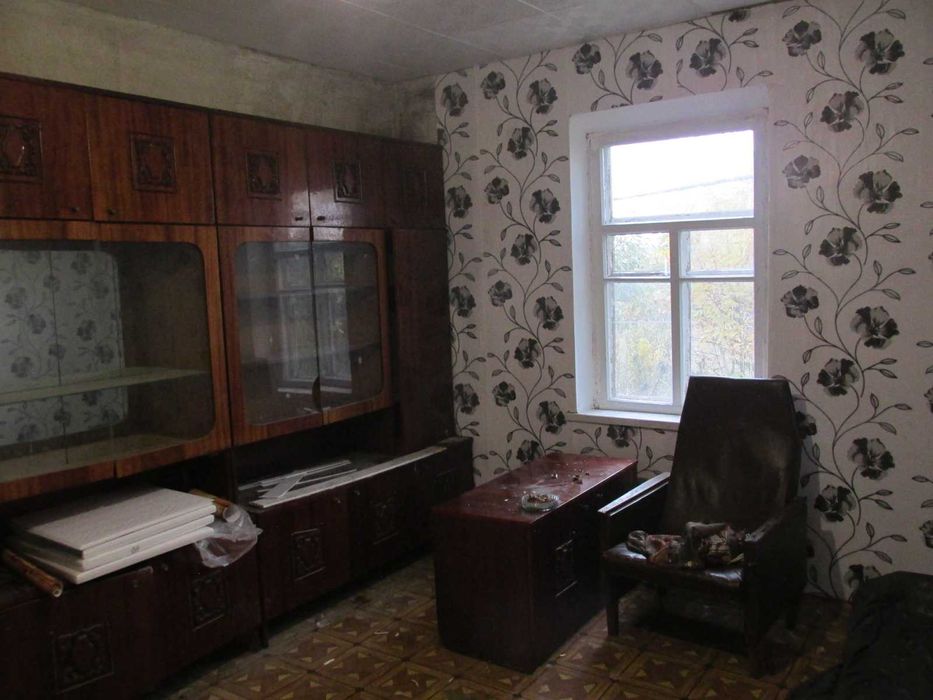 Продам будинок з газовим опаленням по вул. Нижче Польова ( 14 район )