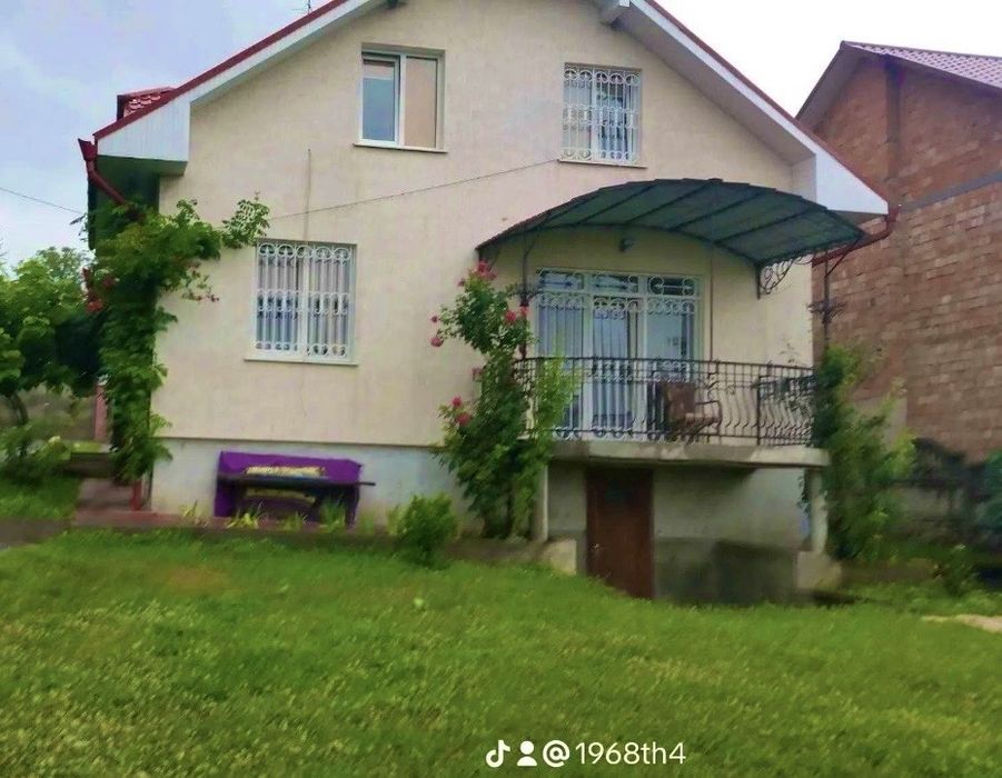 Оренда  БУДИНКУ, 4 к биімнати, гарний  КРАЄВИД, ДВІР