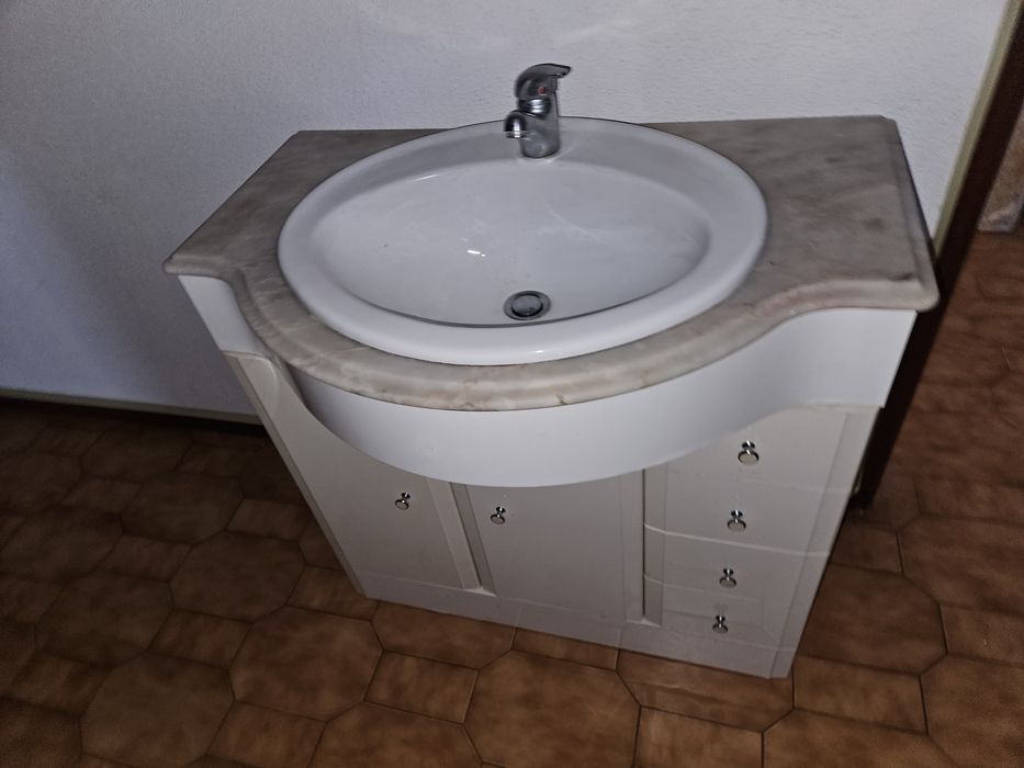 Móvel casa de banho