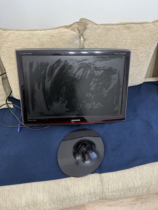 Monitor Samsung 26” T260HD tuner tv