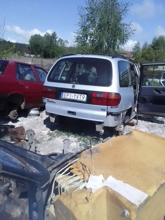 Продам задню ляду фольцваген шаран