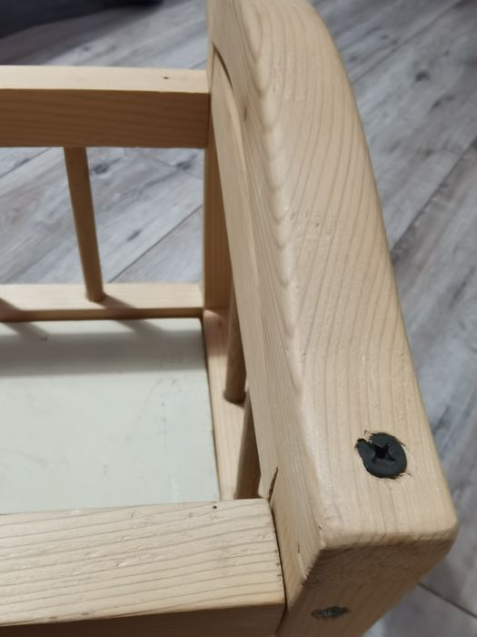 Кроватка-качалка из дерева для куколки или пупса.