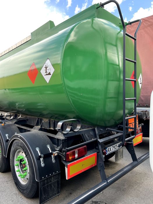 Напівпричіп цистерна ADR/бочка бензовоз/паливна цистерна
