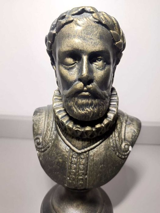 Busto Comemorativo de Luís Vaz de Camões - IV Centenário 1580|1980