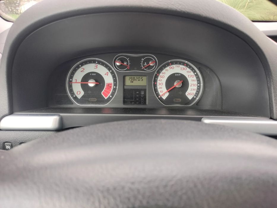 Renault Laguna 2.2 dCi Priv. Luxe Auto.