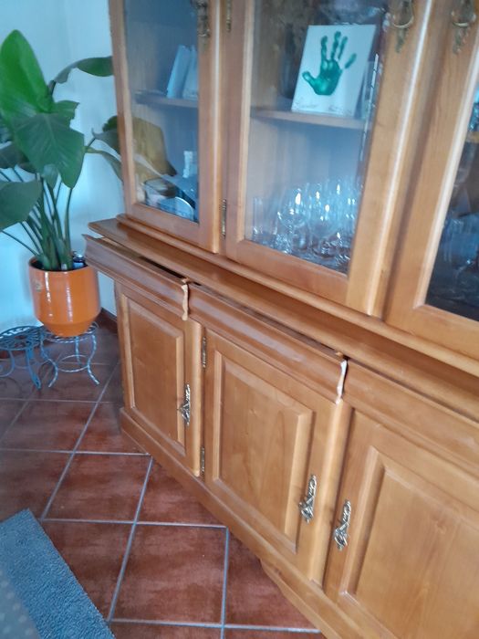 Móvel sala de jantar de cerejeira