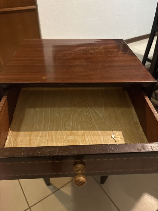 Mesa de cabeceira