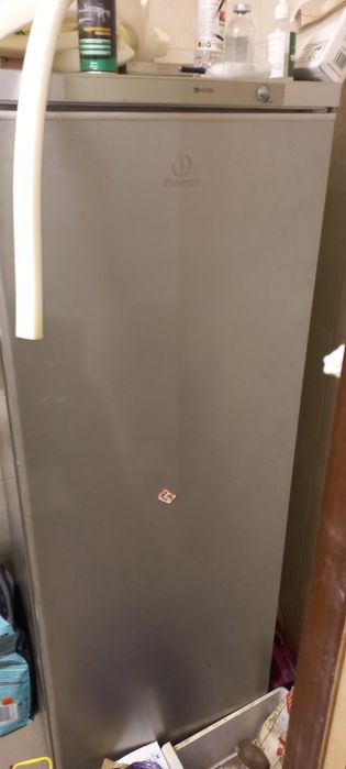 Морозильна камера