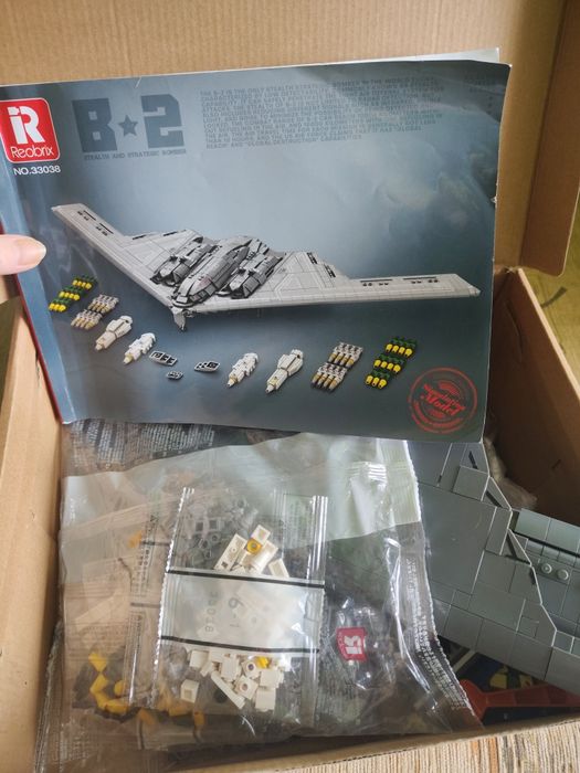 LEGO Gratis, Zestaw- mały mechanik 8 lat +