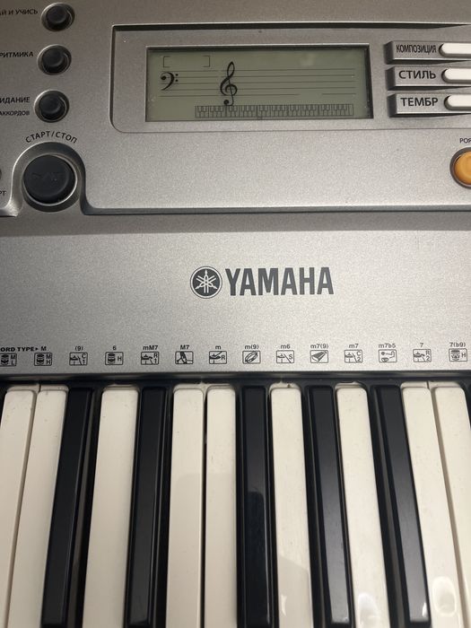 Yamaha PSR R-300; PSR E-303-ДИНАМІЧНІ синтезатори: 4 800 грн ...