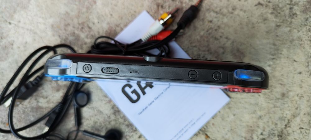 Przenośna konsola do gier.